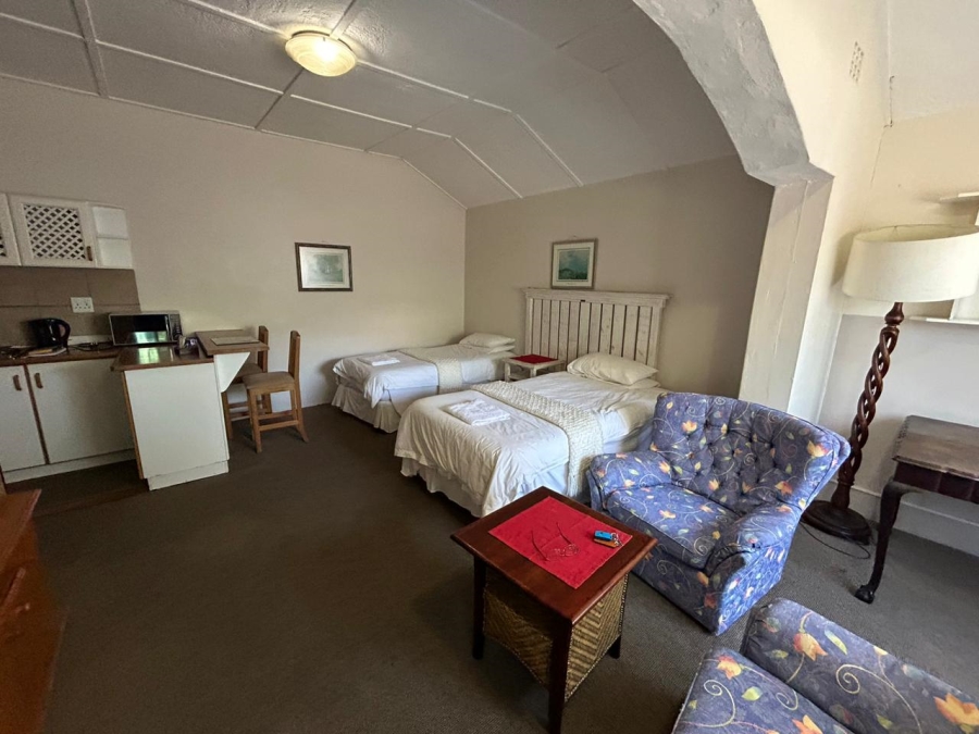 9 Bedroom Property for Sale in Nahoon Eastern Cape